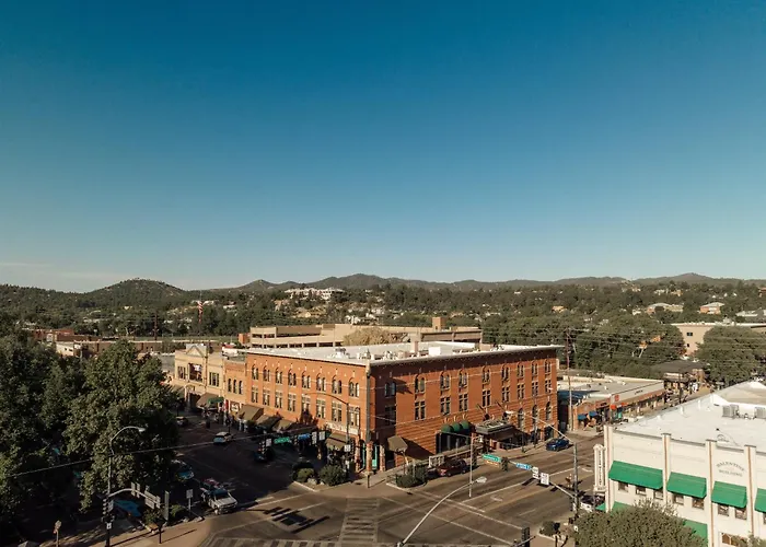 St. Michael, Bw Premier Collection Hotel Prescott