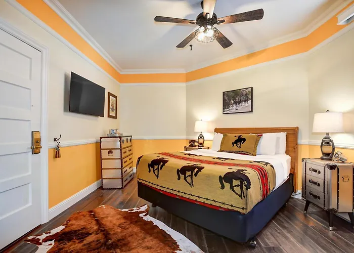 St. Michael, Bw Premier Collection Hotel