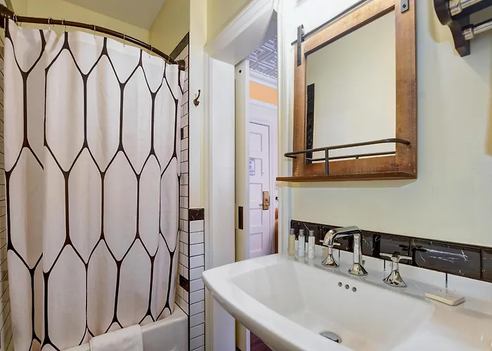 St. Michael, Bw Premier Collection Hotel 3*